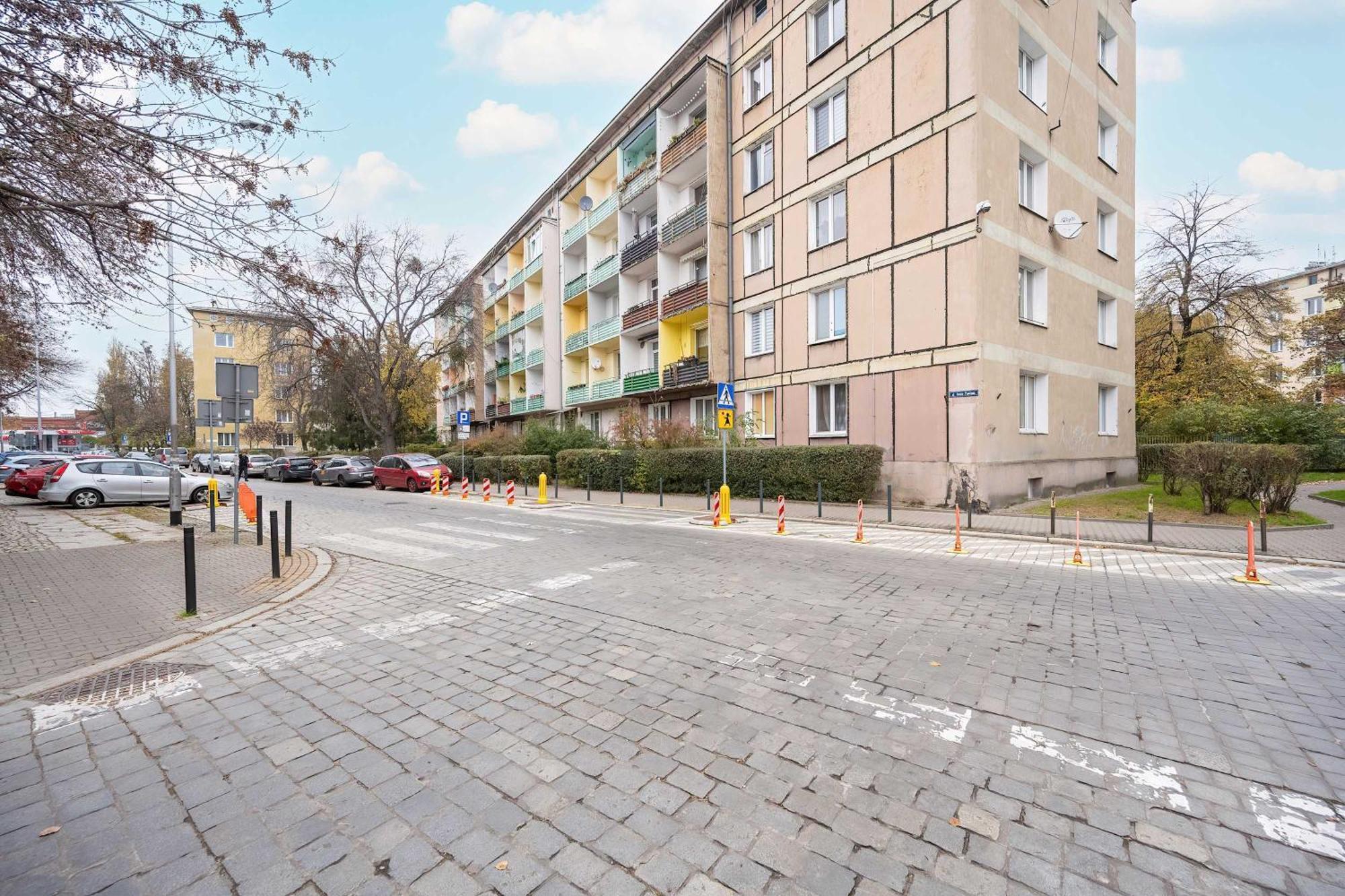 Pawlowa Stylish Apartment With Balcony & Home Office Wroclaw By Noclegi Renters מראה חיצוני תמונה